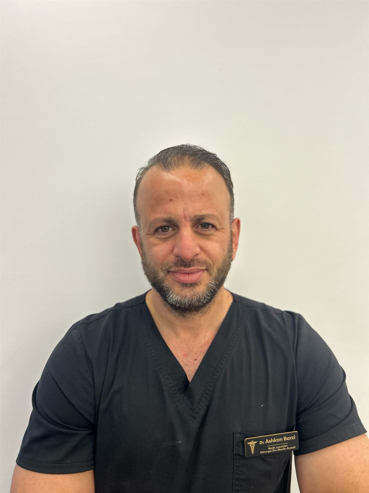 Dr. Askan Barzi